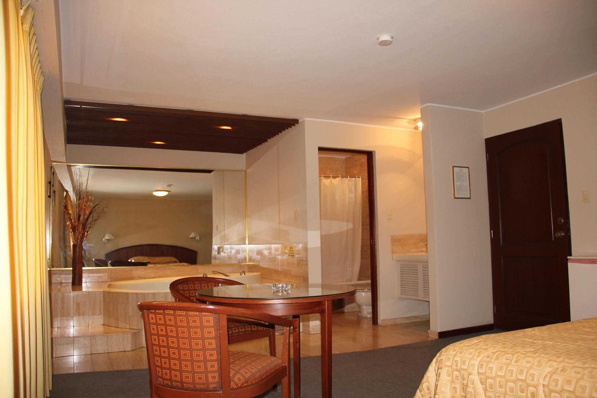 Hotel Park Suites リマ エクステリア 写真